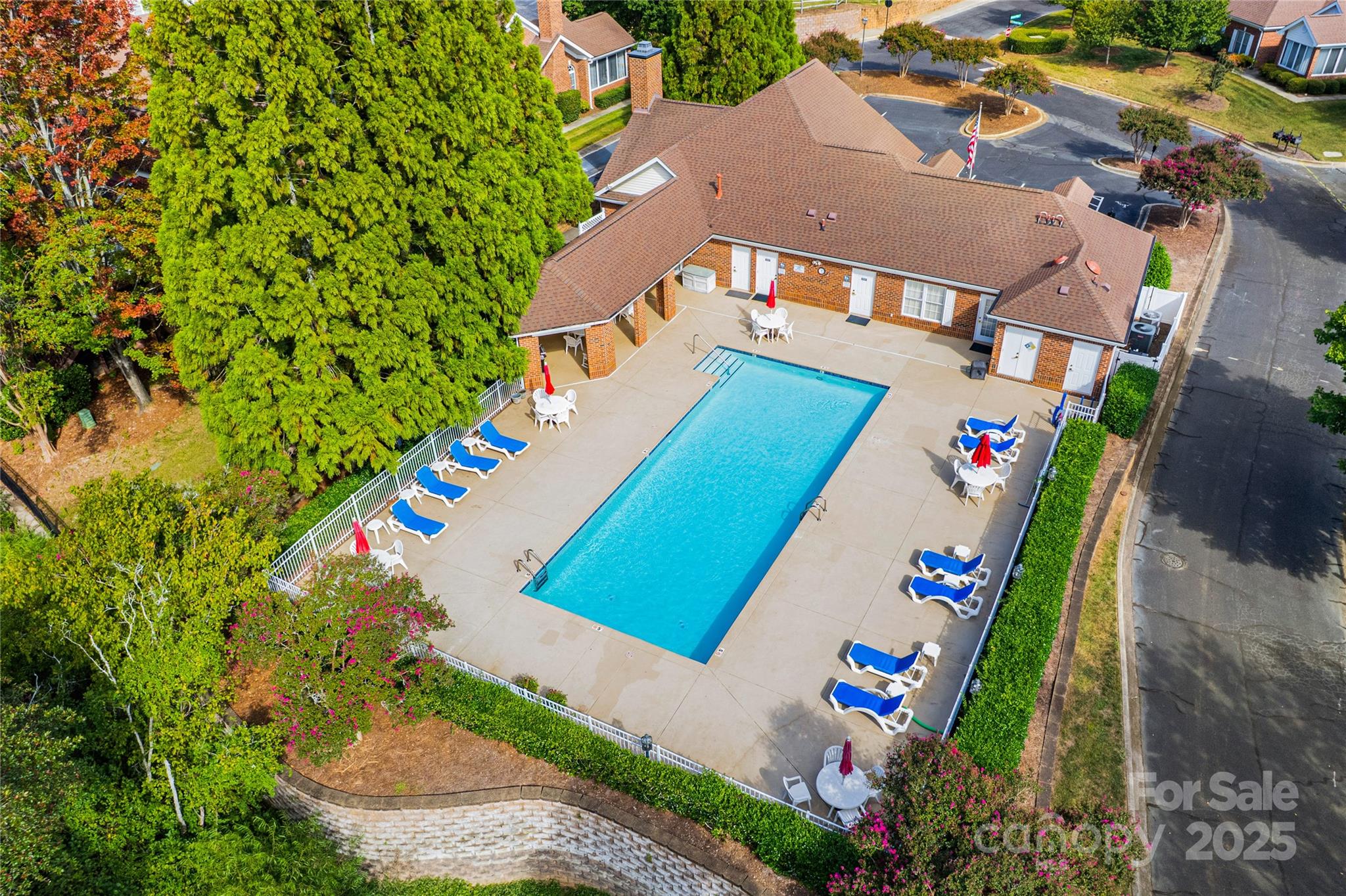 Windsor Oaks - Residential