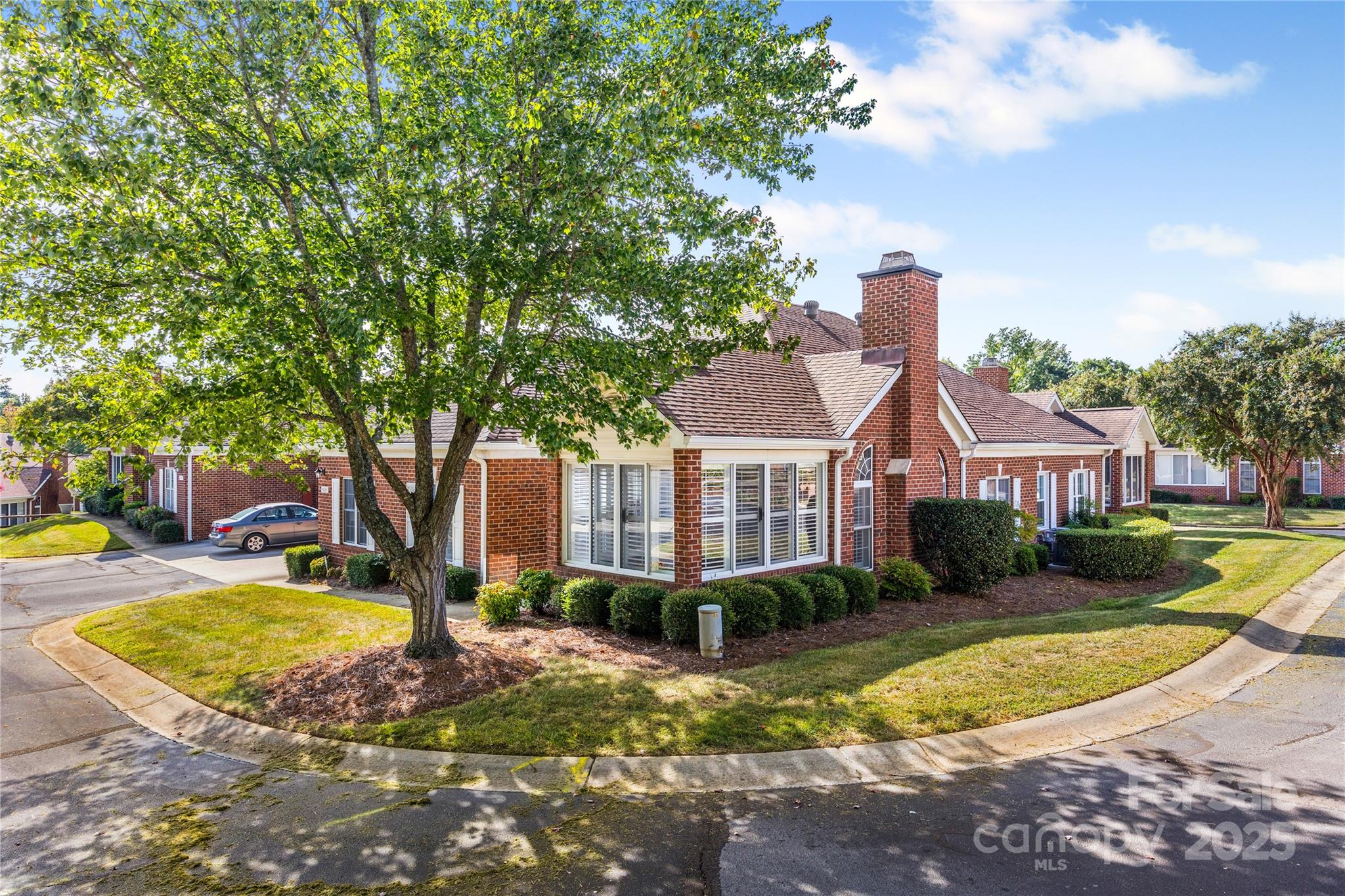 Windsor Oaks - Residential