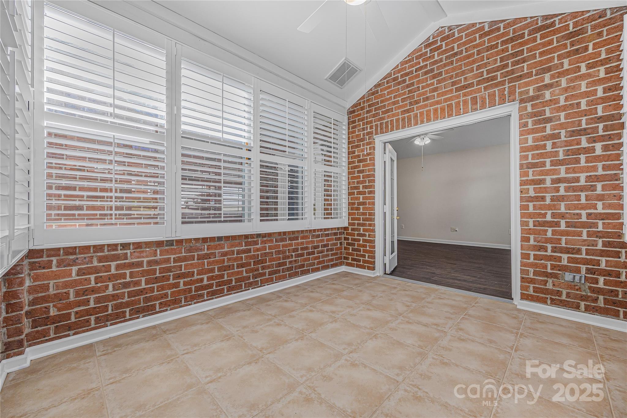 Windsor Oaks - Residential