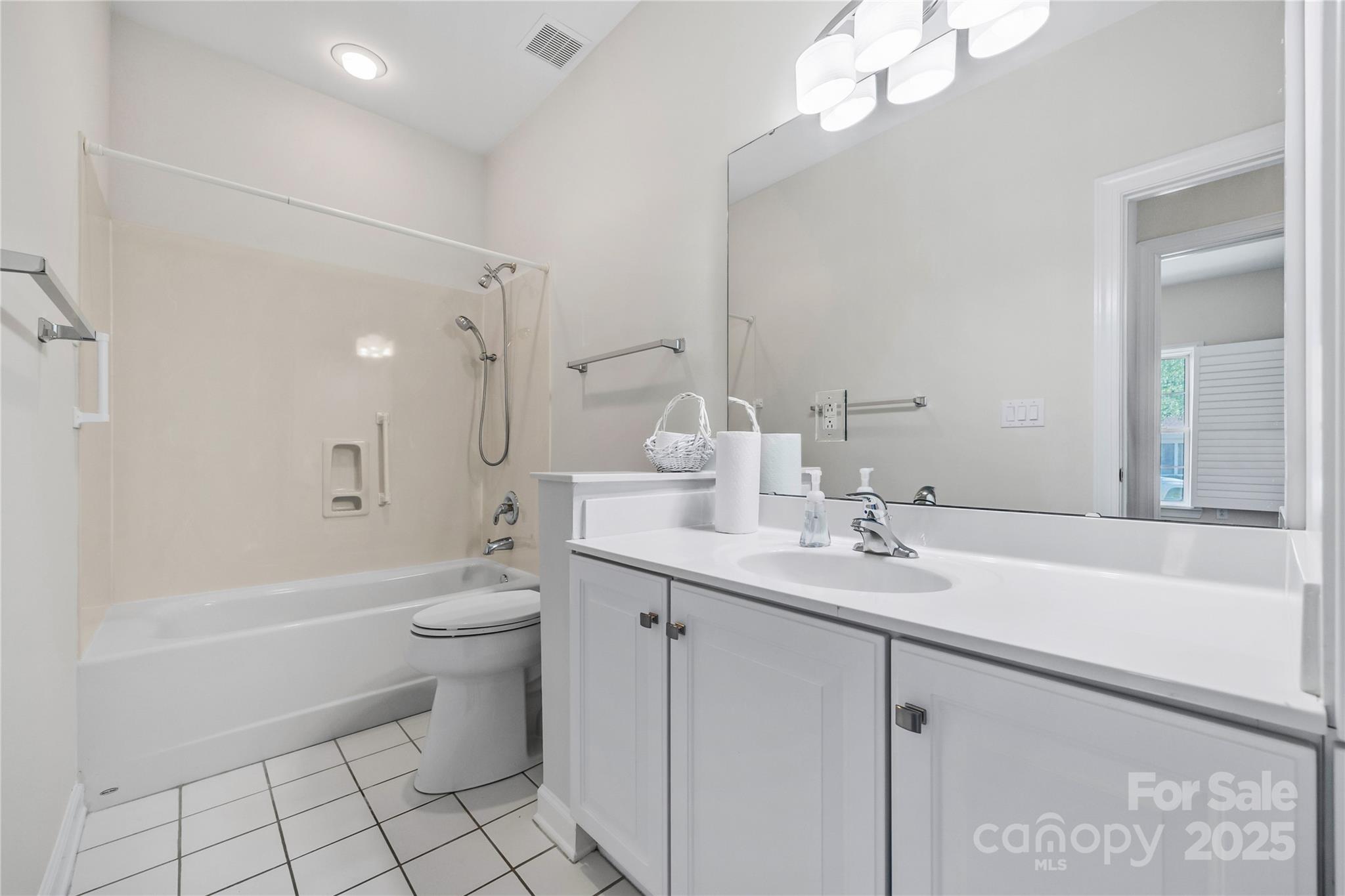 Windsor Oaks - Residential