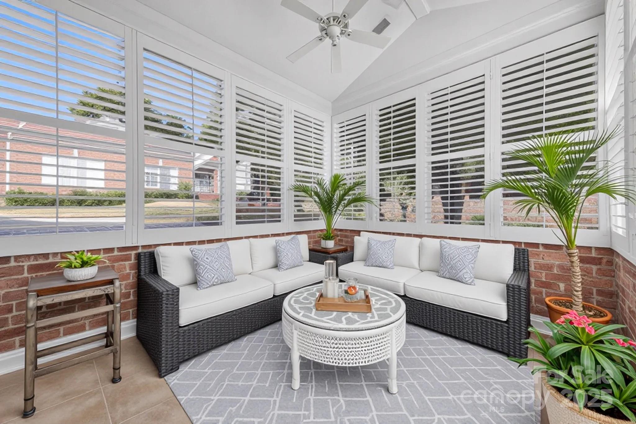 Windsor Oaks - Residential