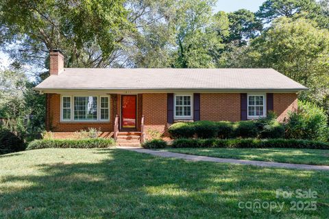 1811 Tamworth Drive Charlotte NC 28210