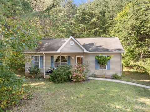 Photo of 40 Rocking Porch Lane, Asheville, NC 28805 (MLS # 4429579)