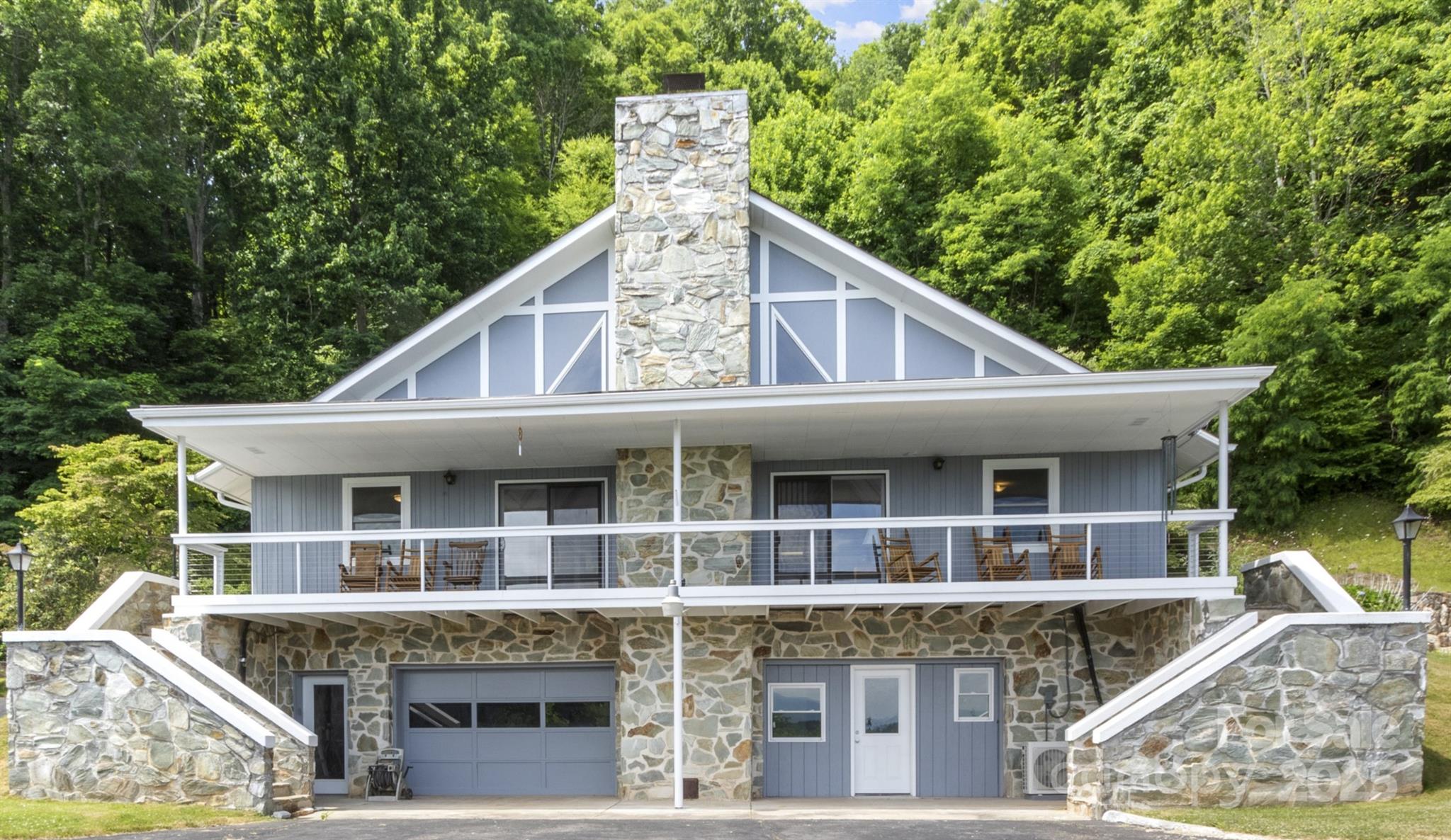 891 Moonshine Mountain Road