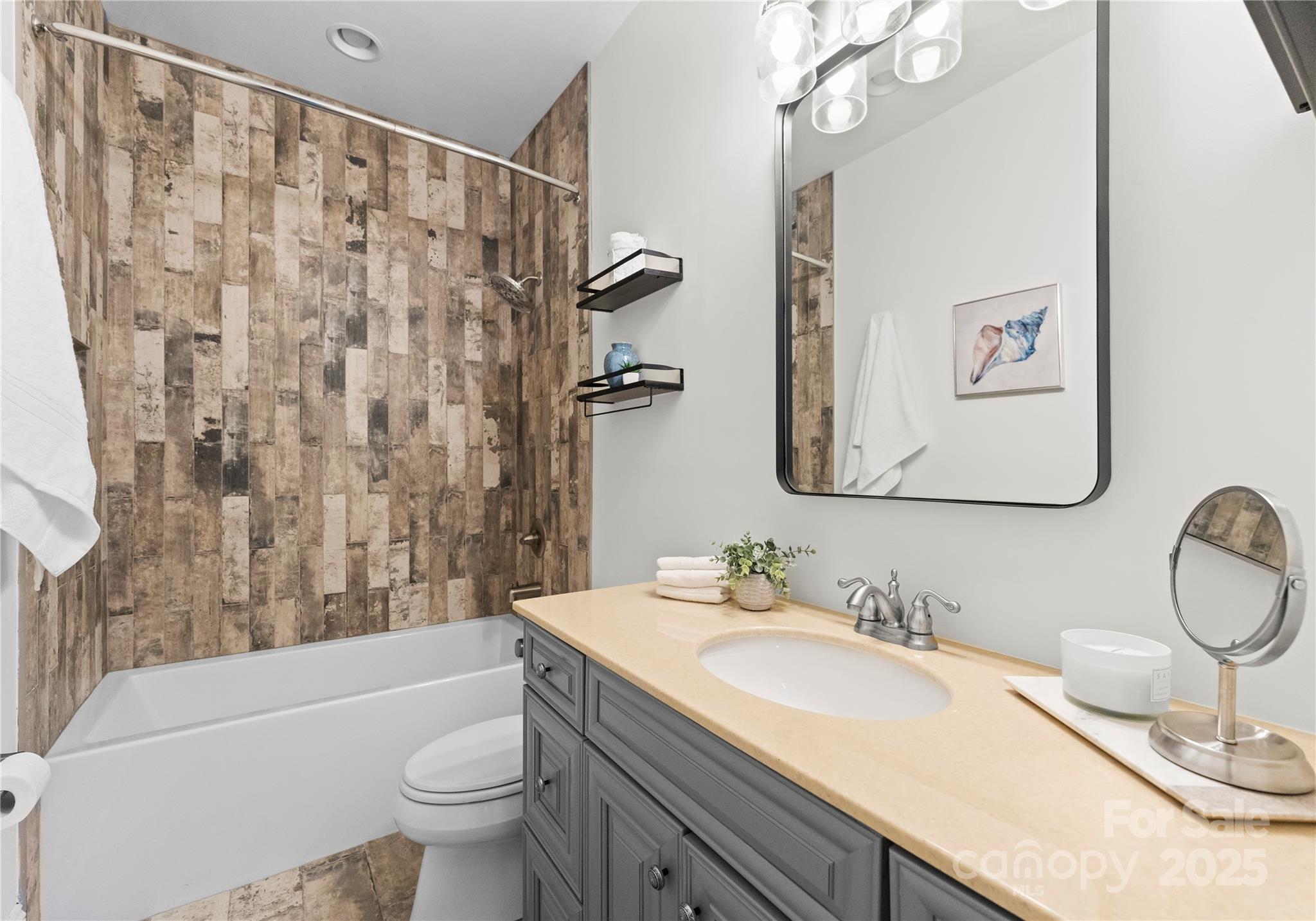 Providence Country Club - Residential