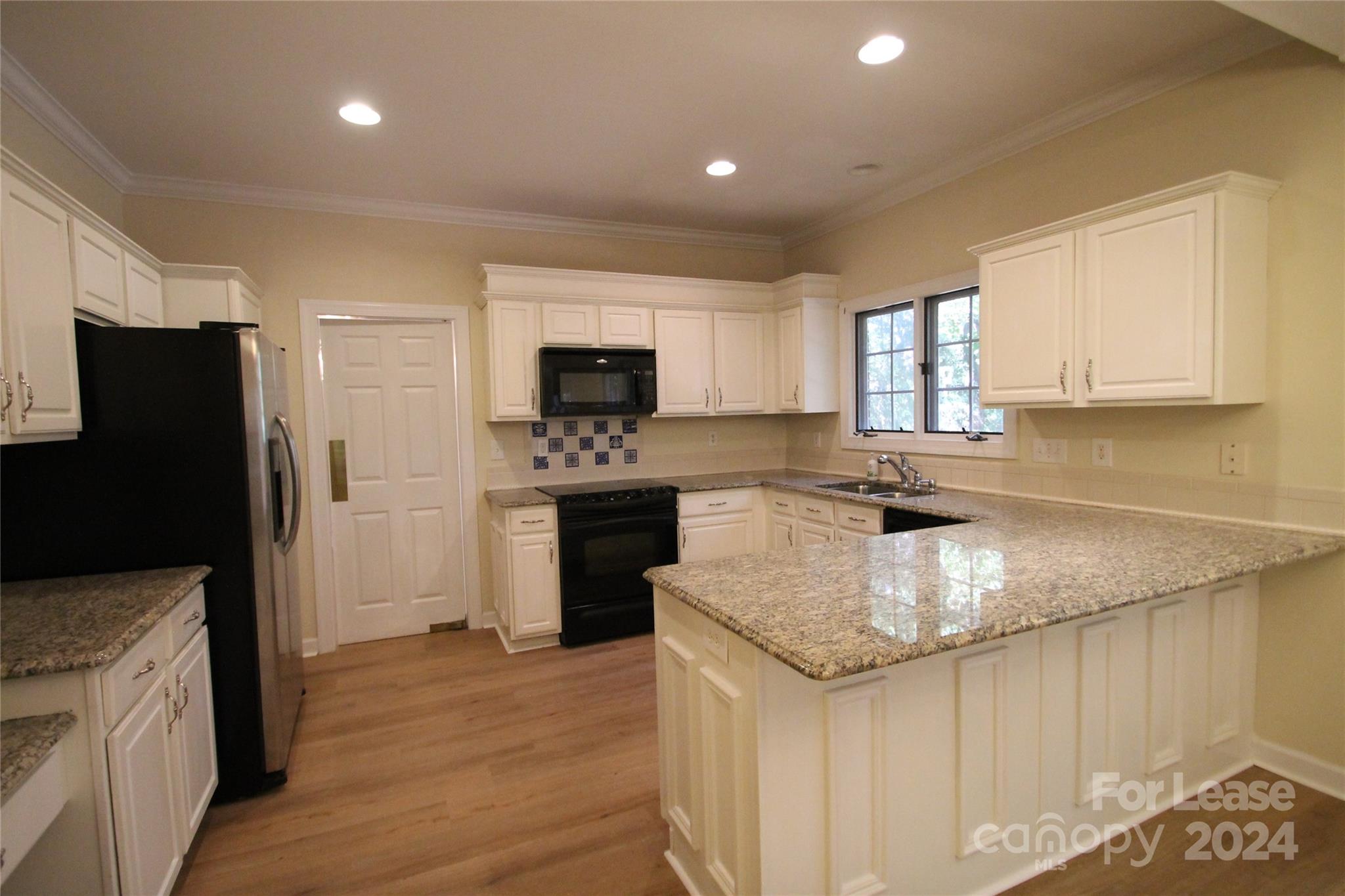 The Summit - Residential Lease