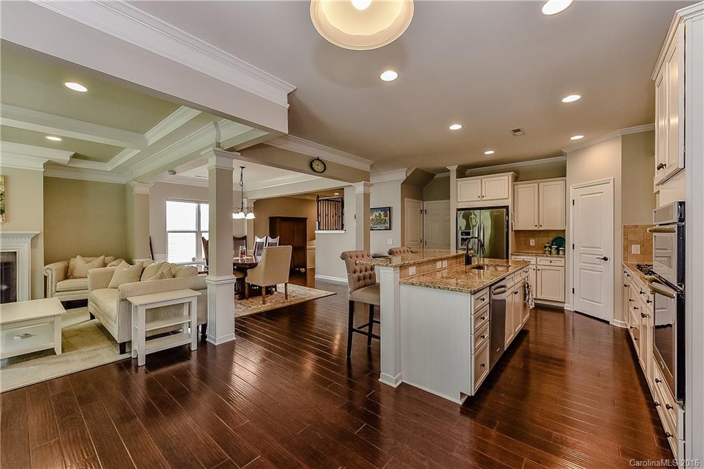 Park South Station - Residential