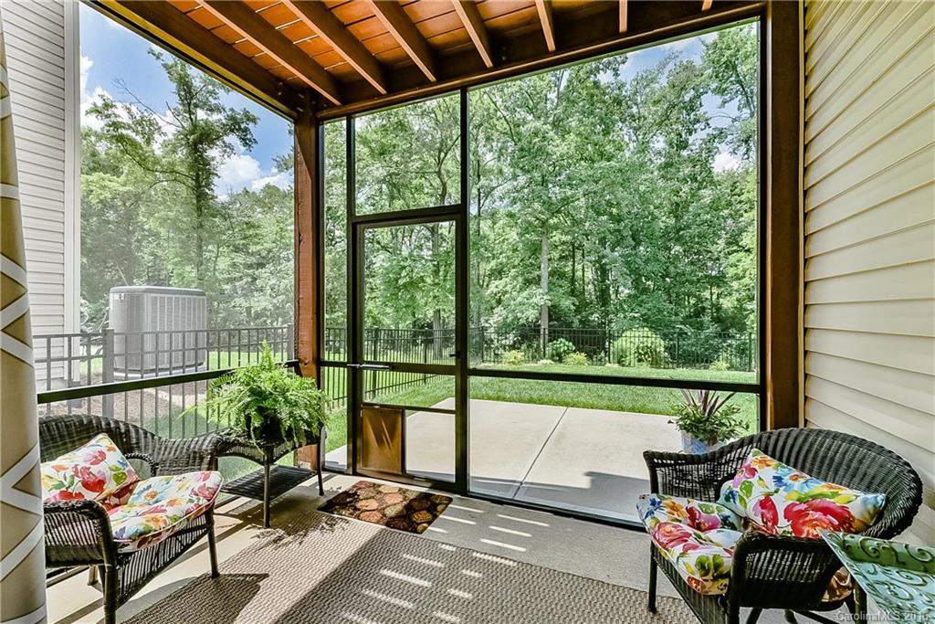 Park South Station - Residential