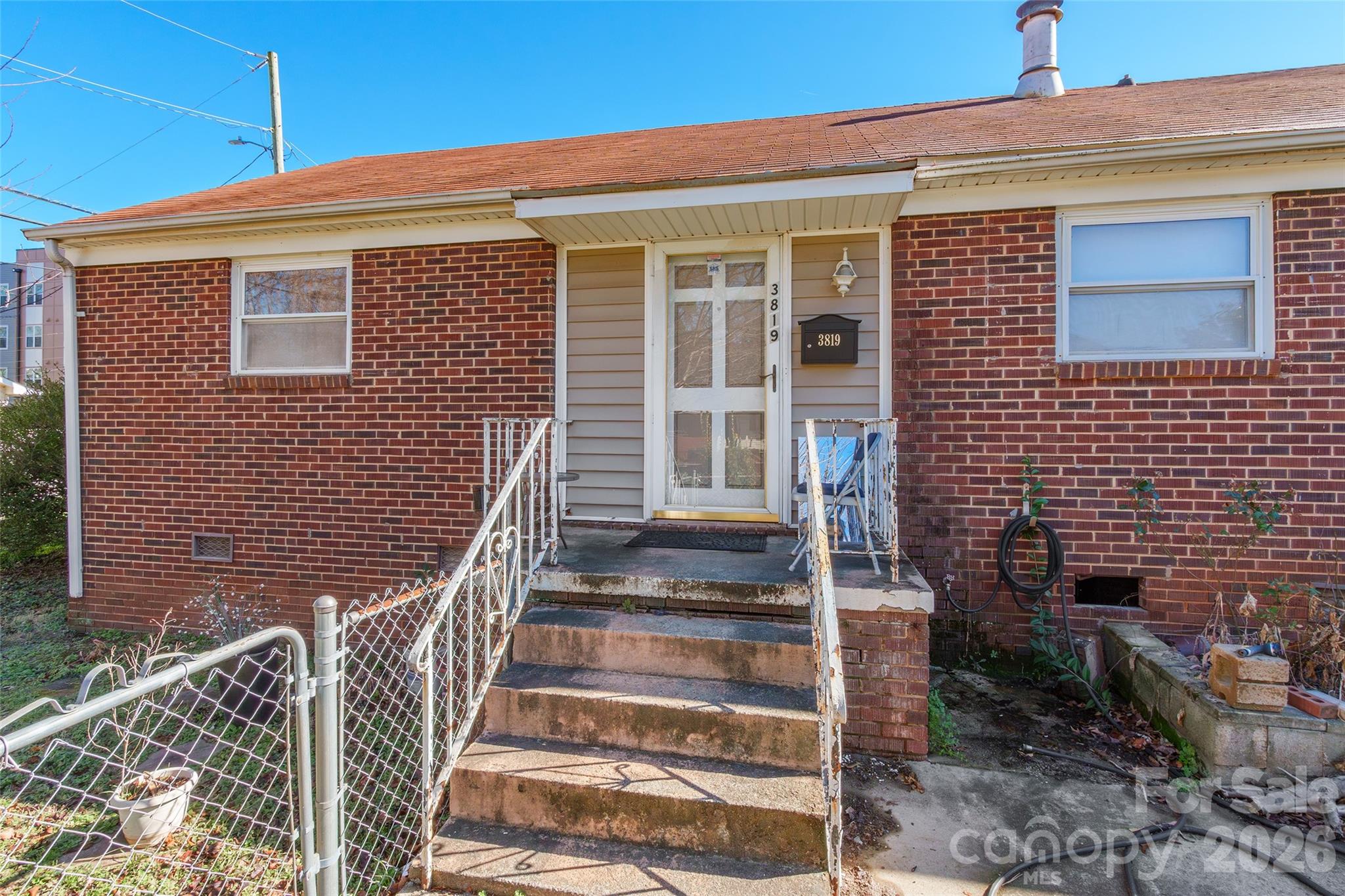 3819 Ellenwood Place