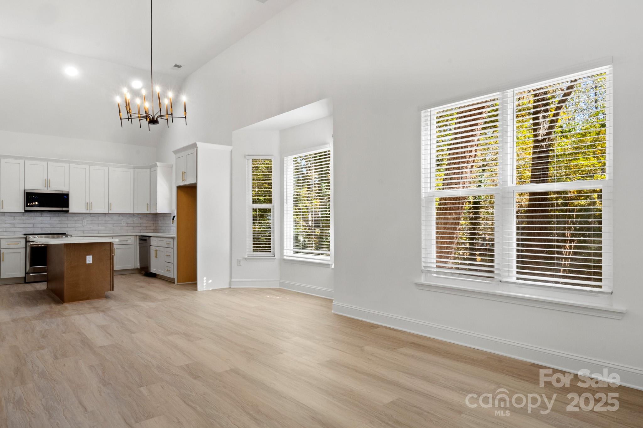 12415 Bluff Meadow Trail