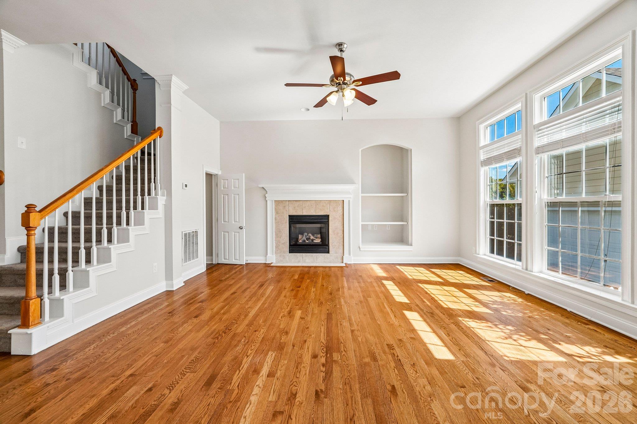1001 Gainsborough Drive
