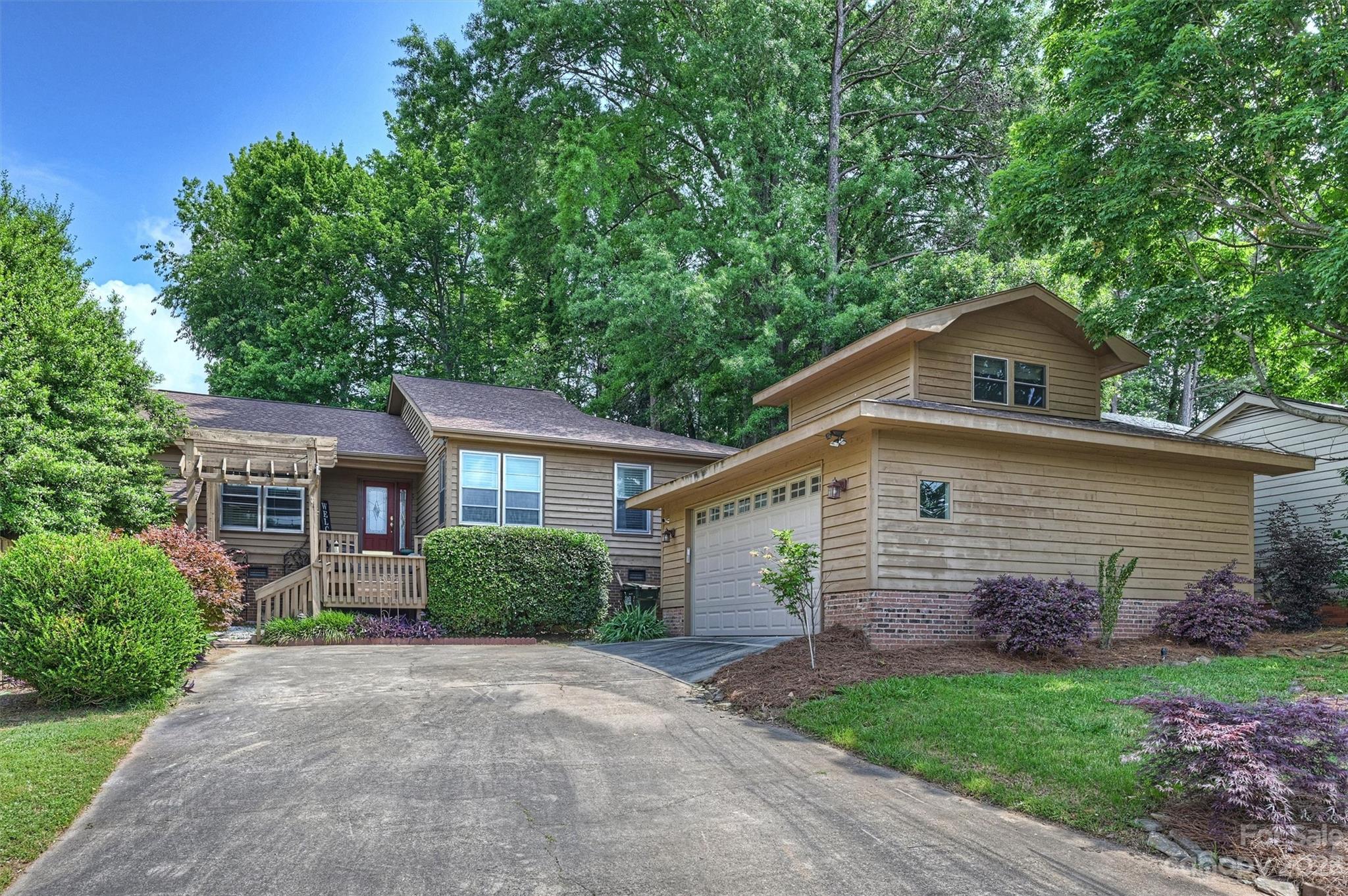 River Hills - Residential