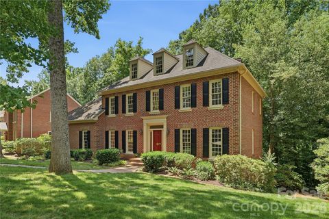 Photo of 10205 Balmoral Circle, Charlotte, NC 28210 (MLS # 4382203)