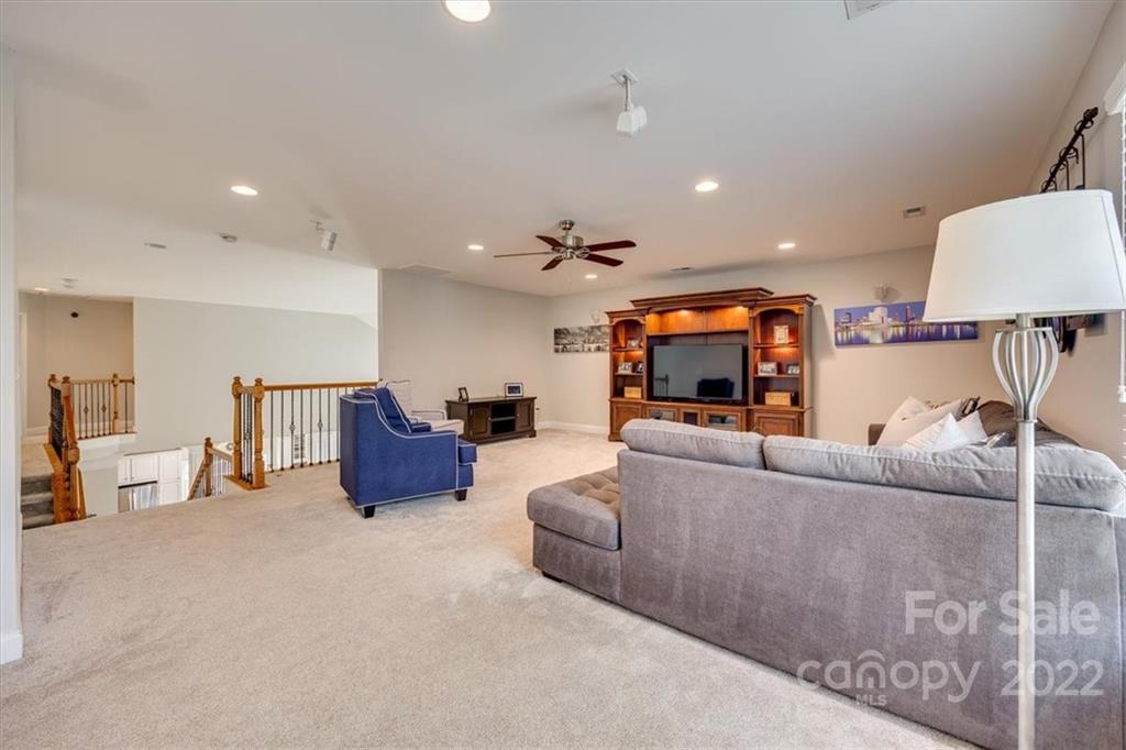 Lake Forest - Residential