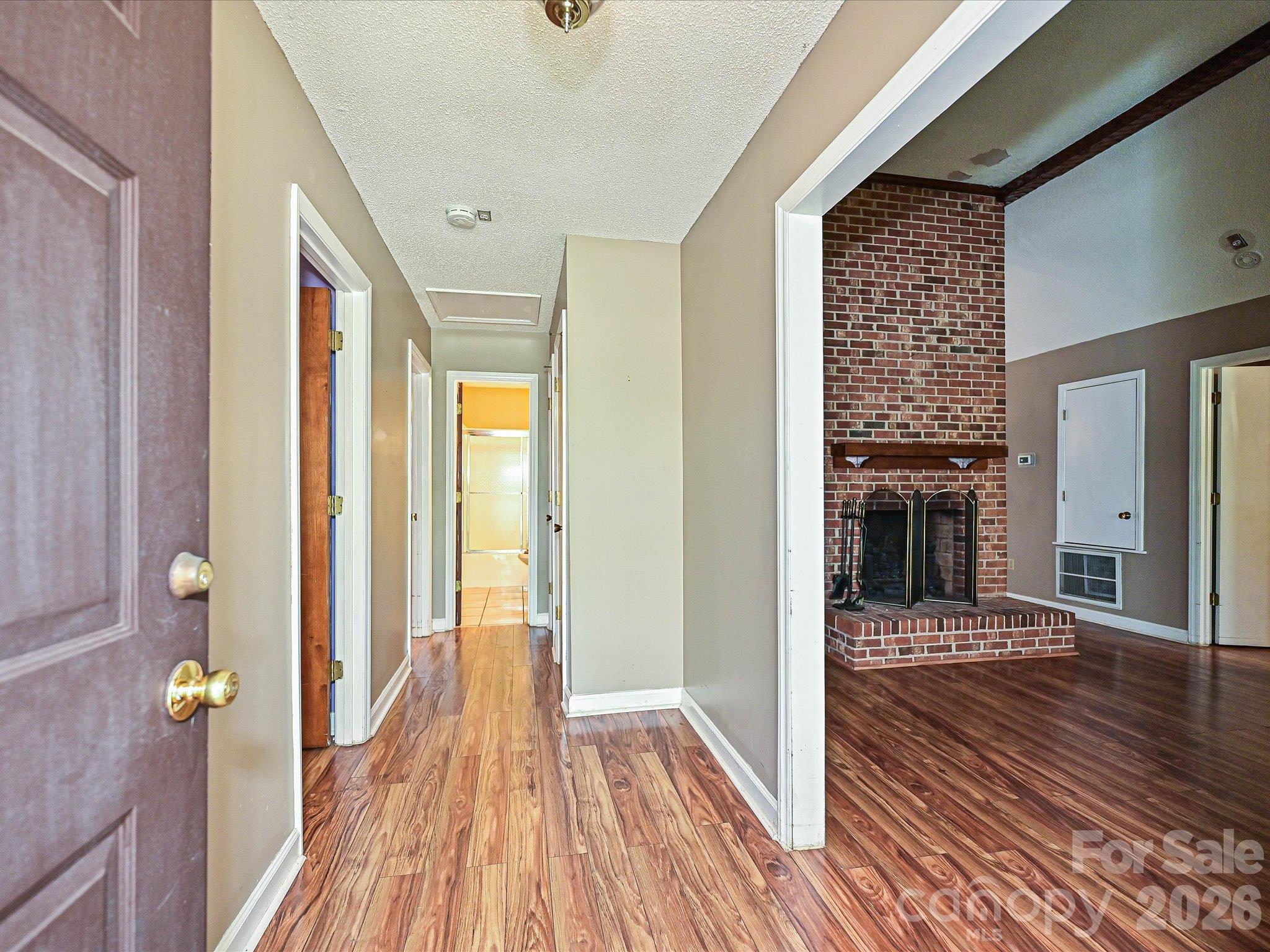7422 Bradgate Road