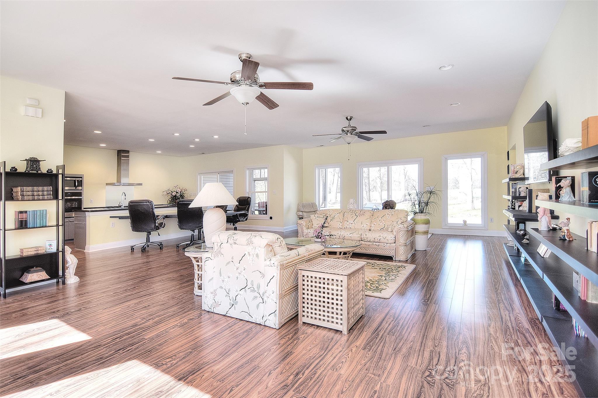 Creekwood - Residential