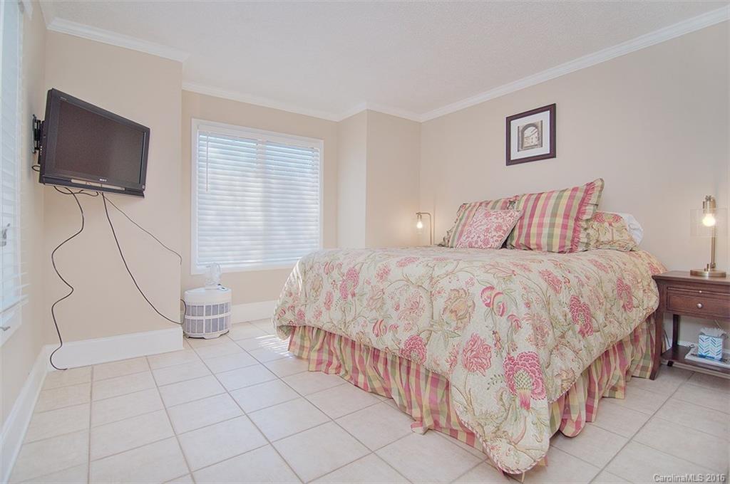 Mariner Villas - Residential