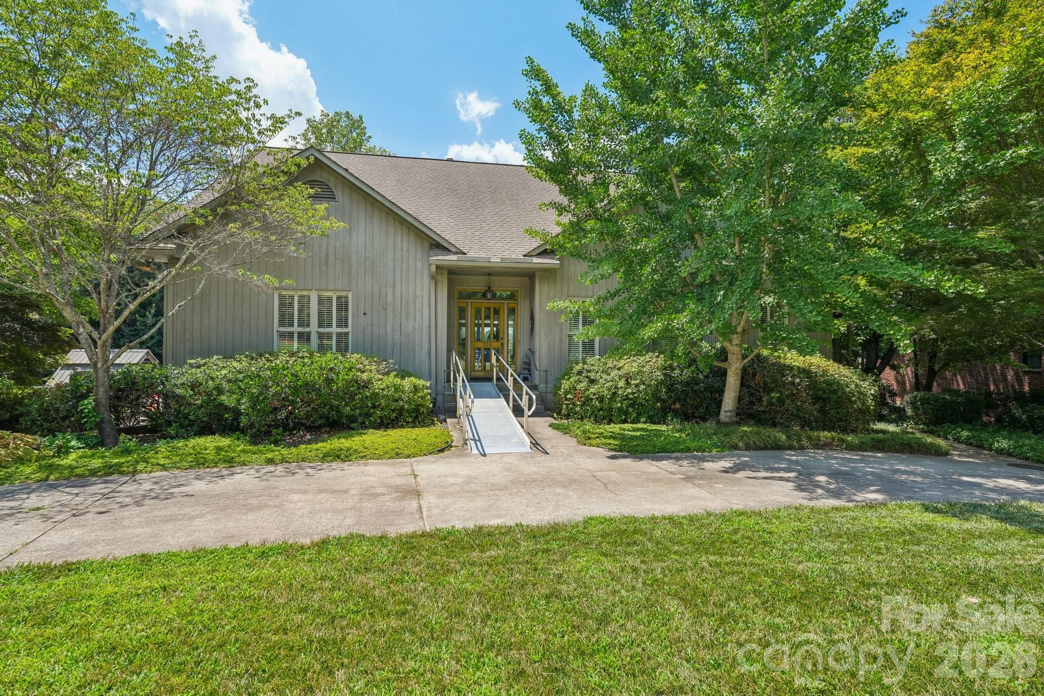 326 Ponderosa Circle