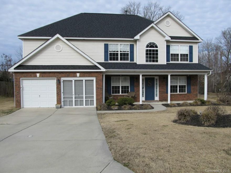 Absolutely Beautiful & Immaculate!Tons of high end updates! Bamboo flooring at foyer, Solid hand scraped hardwoods in step down Great Rm, New Carpet w/Scotchgard Padding(2013),Custom shades.Gourmet kitchen has heated ceramic tile flooring, SS appliances, Gas Range, and walk in Pantry w/custom shelving on door.Fully Fenced yard has patio w/gas connection for grill and raised garden bed.Sunny Loft area.Master and Secondary Bdrms have dbl trey ceiling.Roof(2011) Washer,Dryer and Refrigerator Stays.