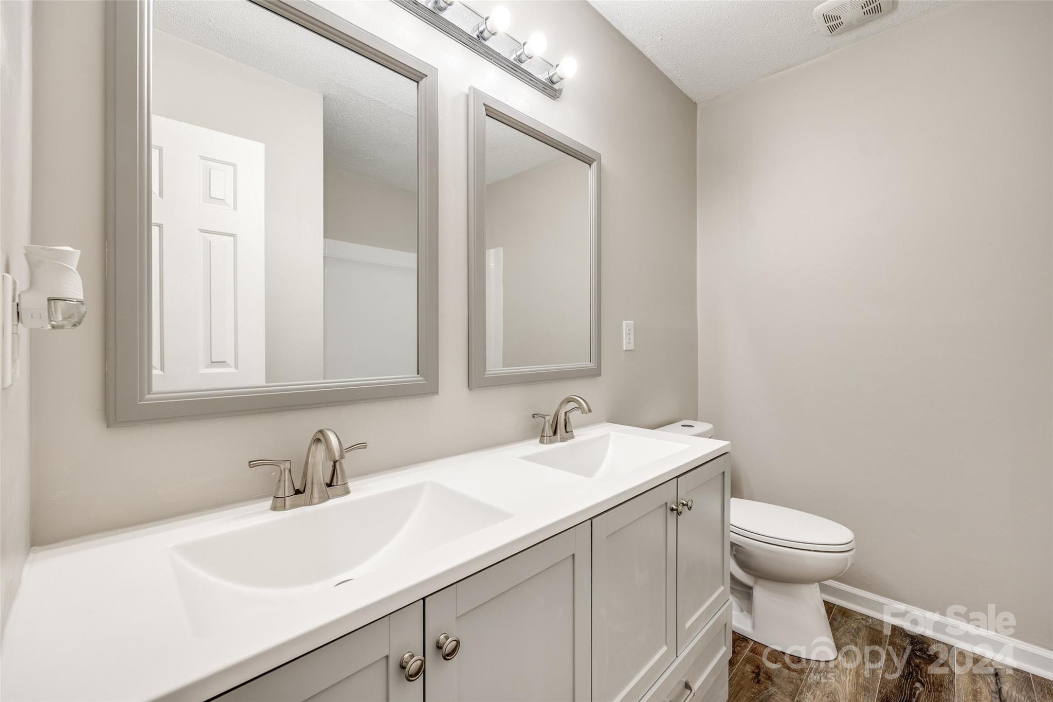 Hunters Chase - Residential