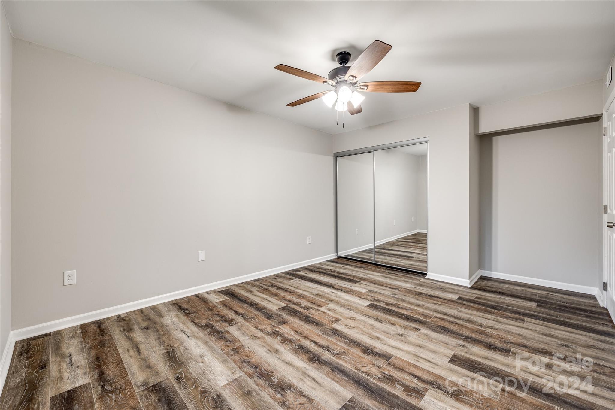 Hunters Chase - Residential