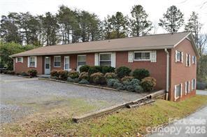 Photo of 466 26th Avenue NE, Hickory, NC 28601 (MLS # 4436515)