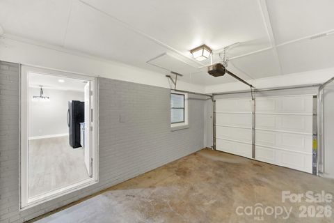 512 S Villa Street Kannapolis NC 28083