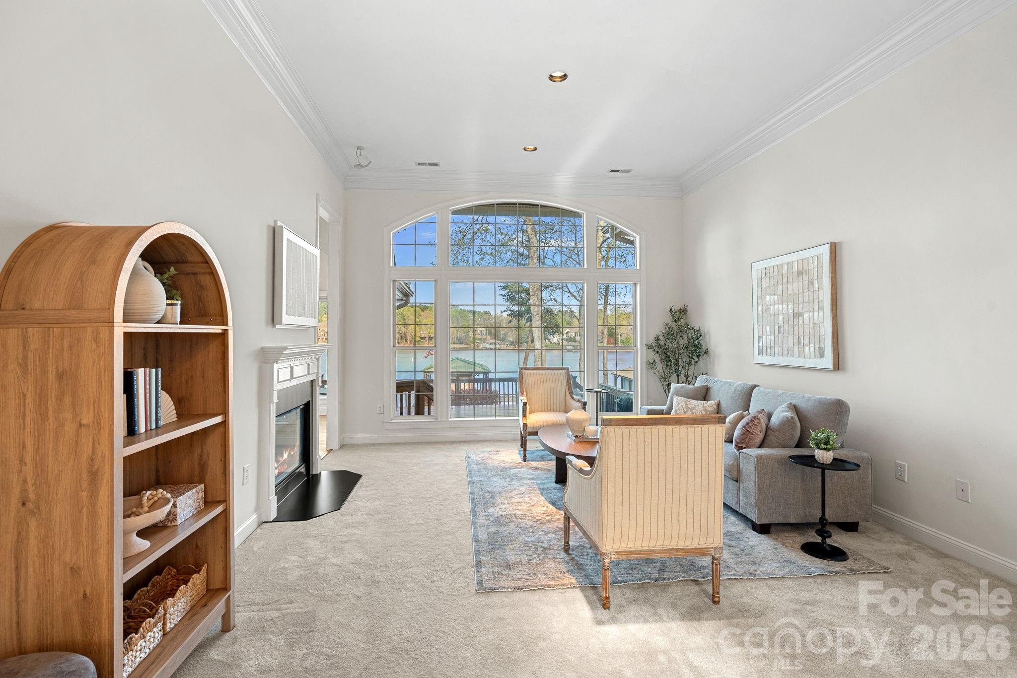 The Harbour at the Pointe - Residential