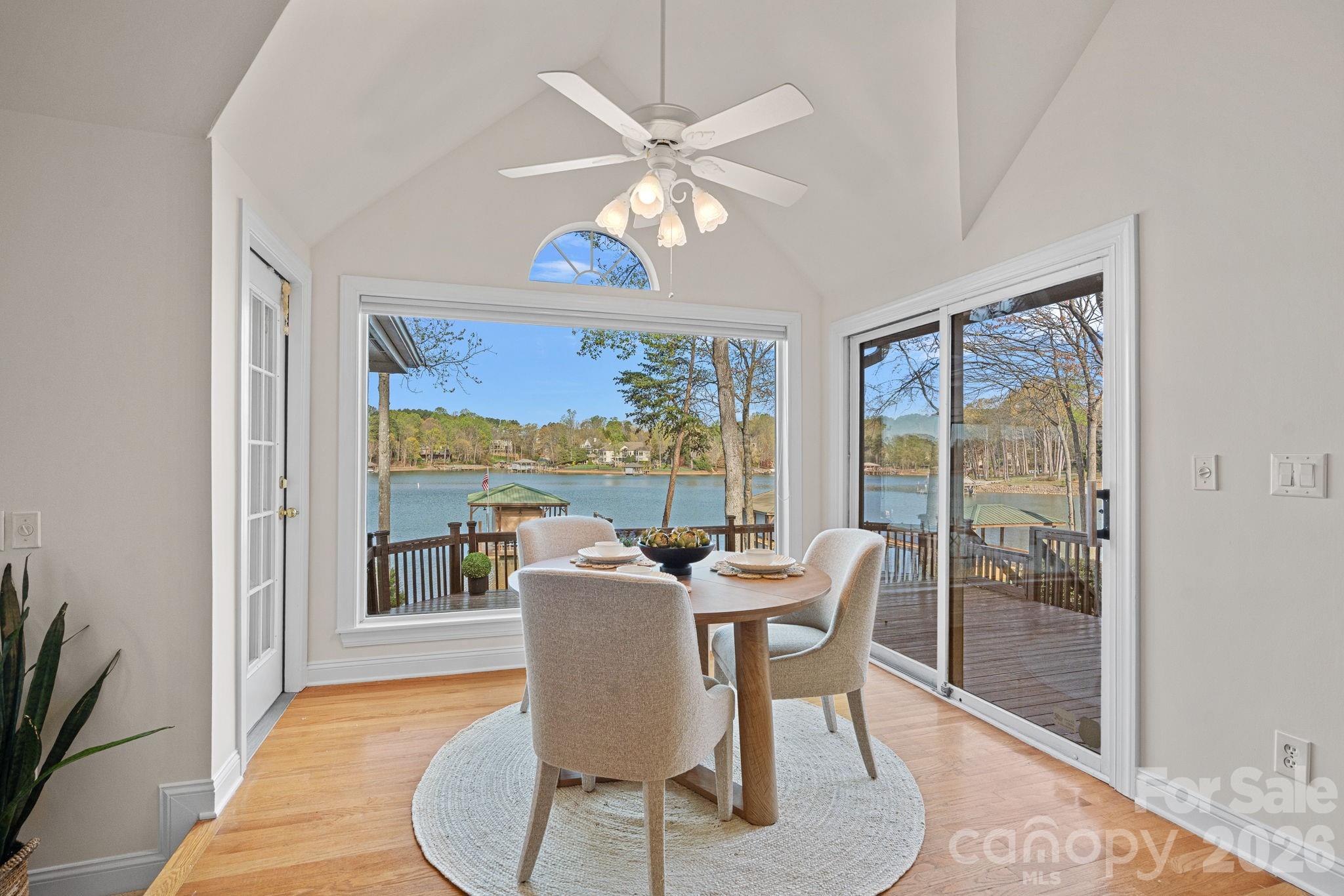 The Harbour at the Pointe - Residential