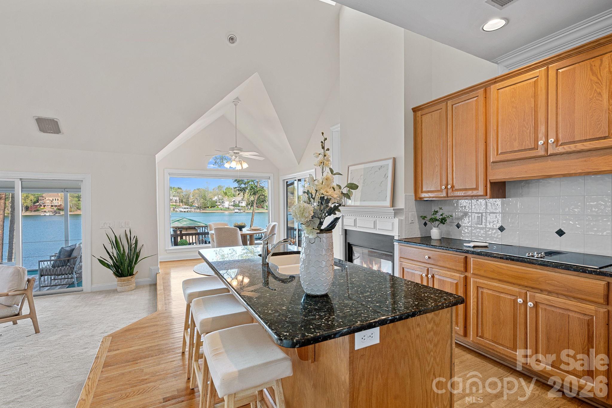 The Harbour at the Pointe - Residential