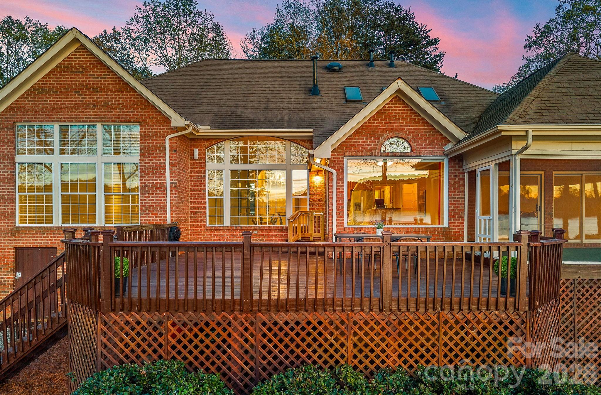 124 Hunter Spring Lane