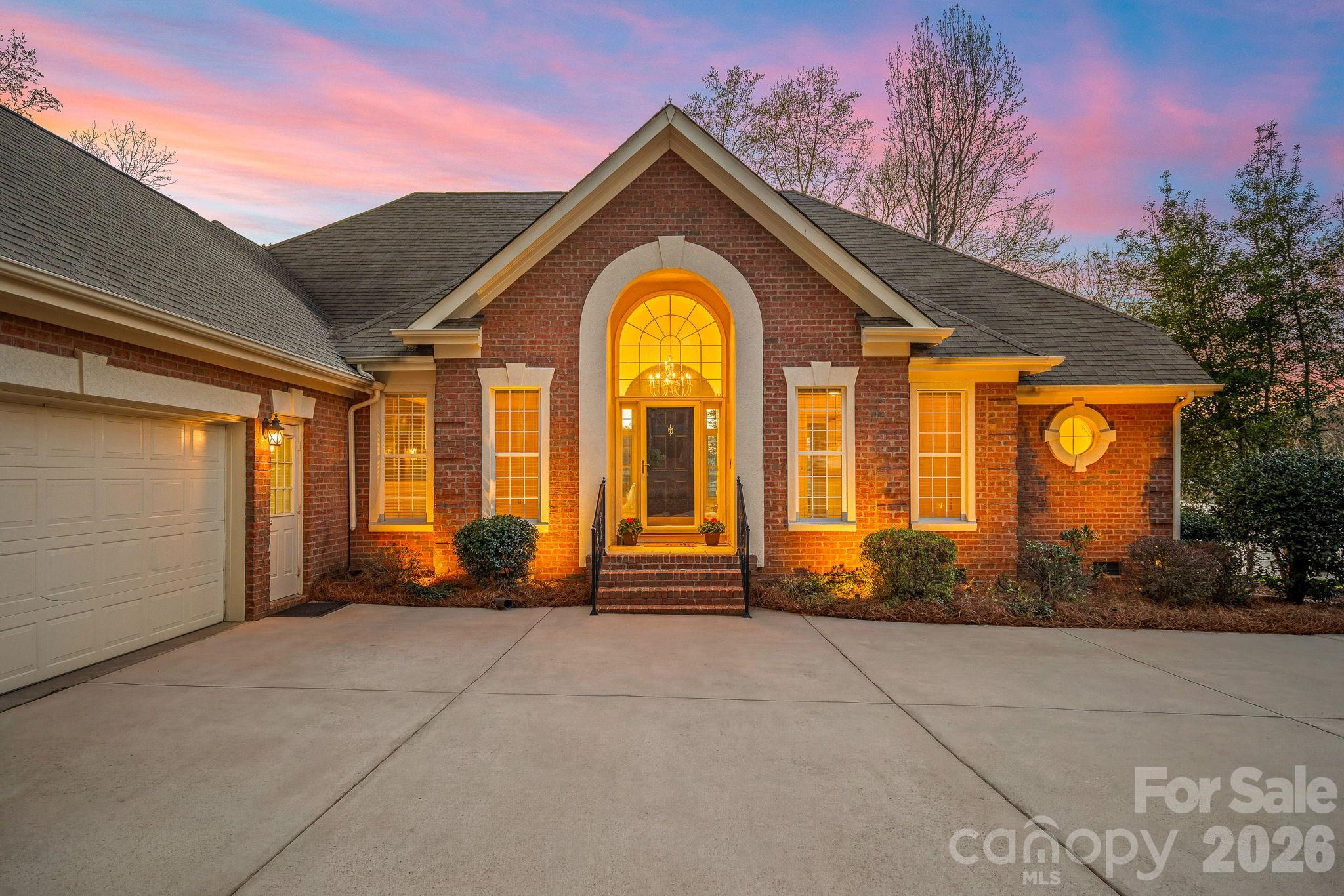 The Harbour at the Pointe - Residential