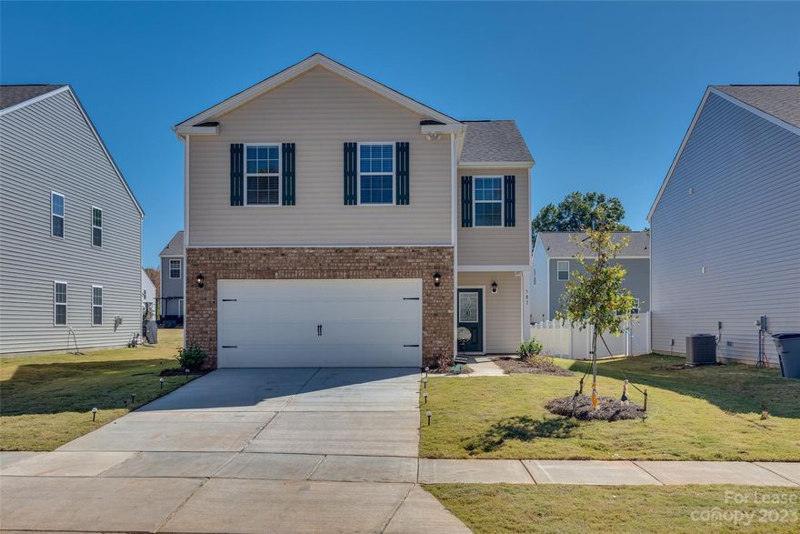 Brand New Home is ready to move in now. Open concept living area and all bedrooms upstairs. Schedule a showing today.