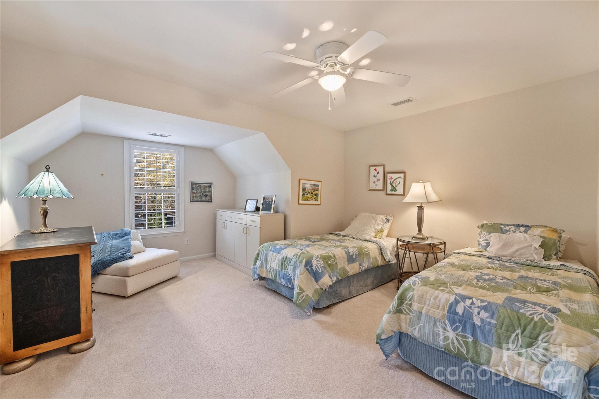 The Enclave at Beverly Crest - Residential