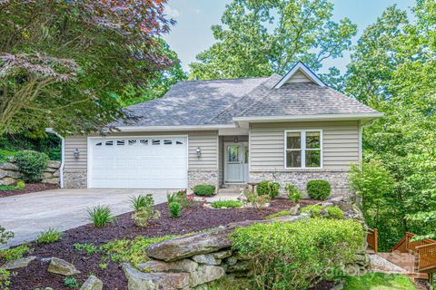 Photo of 299 Carriage Summitt Way, Hendersonville, NC 28791 (MLS # 4305616)