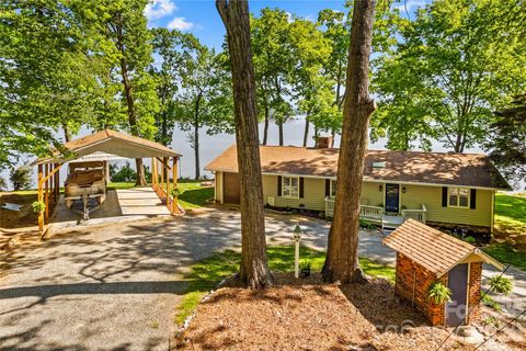 Photo of 395 Rendleman Drive, Salisbury, NC 28146 (MLS # 4367217)