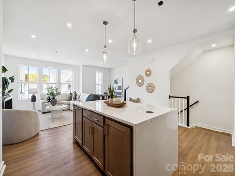 7017 Westrow Avenue 110 Charlotte NC 28278