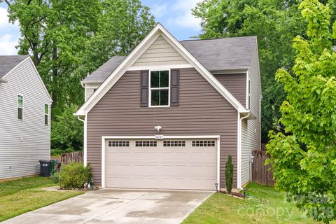 Photo of 1631 Hooper Court, Charlotte, NC 28212 (MLS # 4368982)
