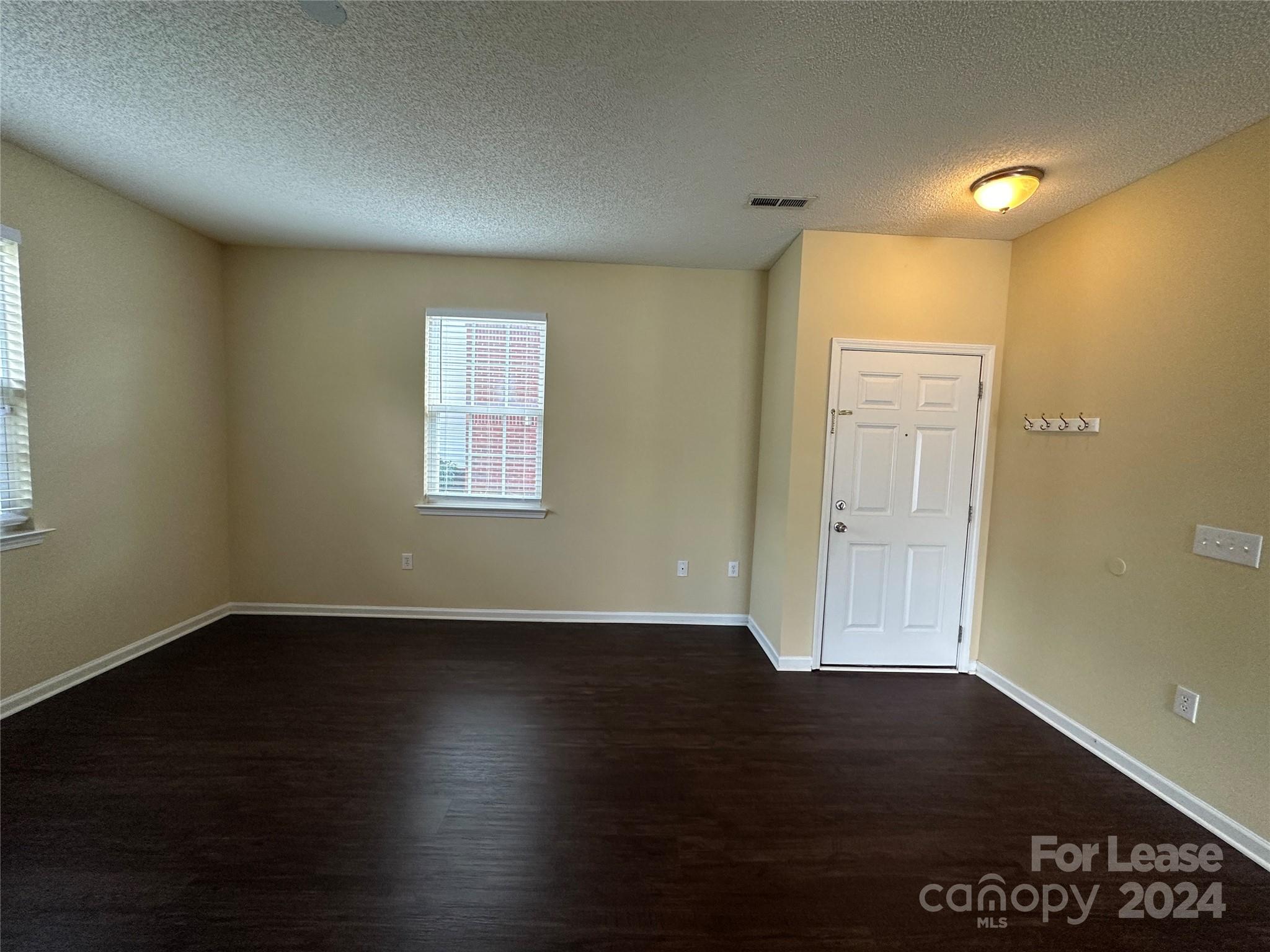 Highland Creek - Residential Lease