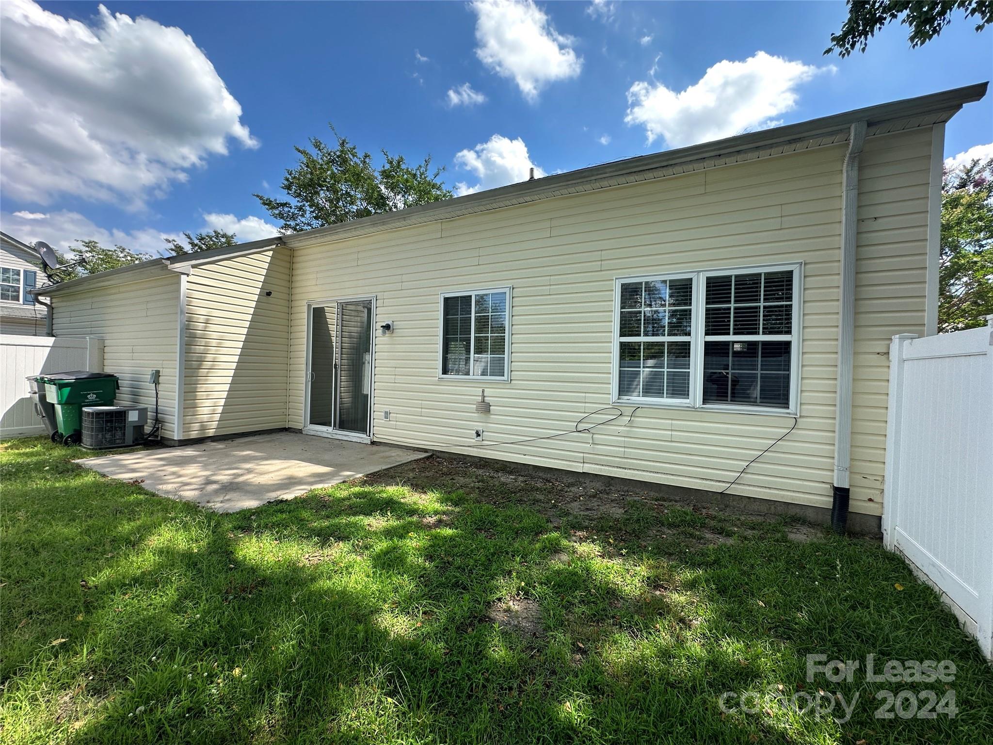 Highland Creek - Residential Lease