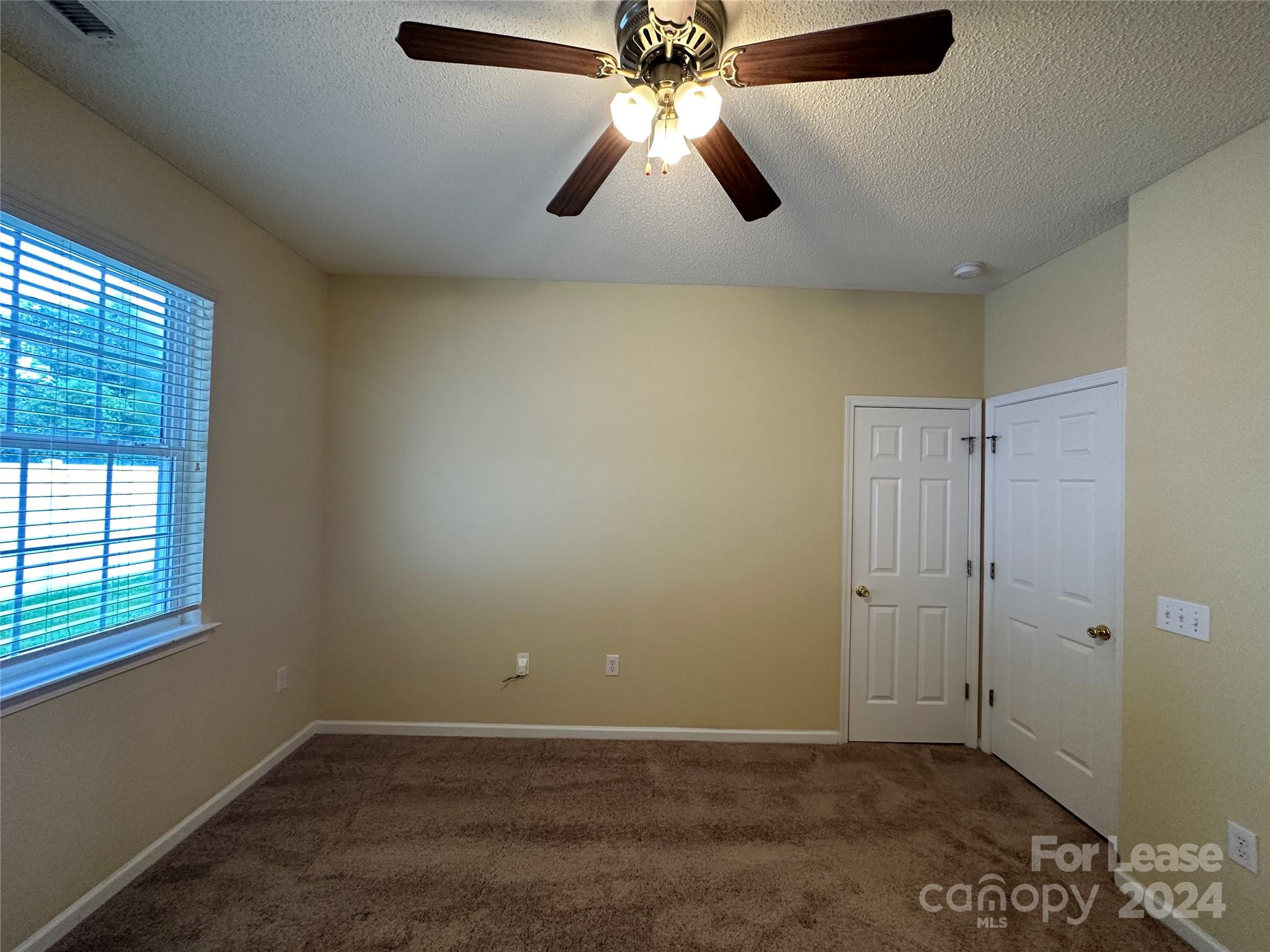 Highland Creek - Residential Lease