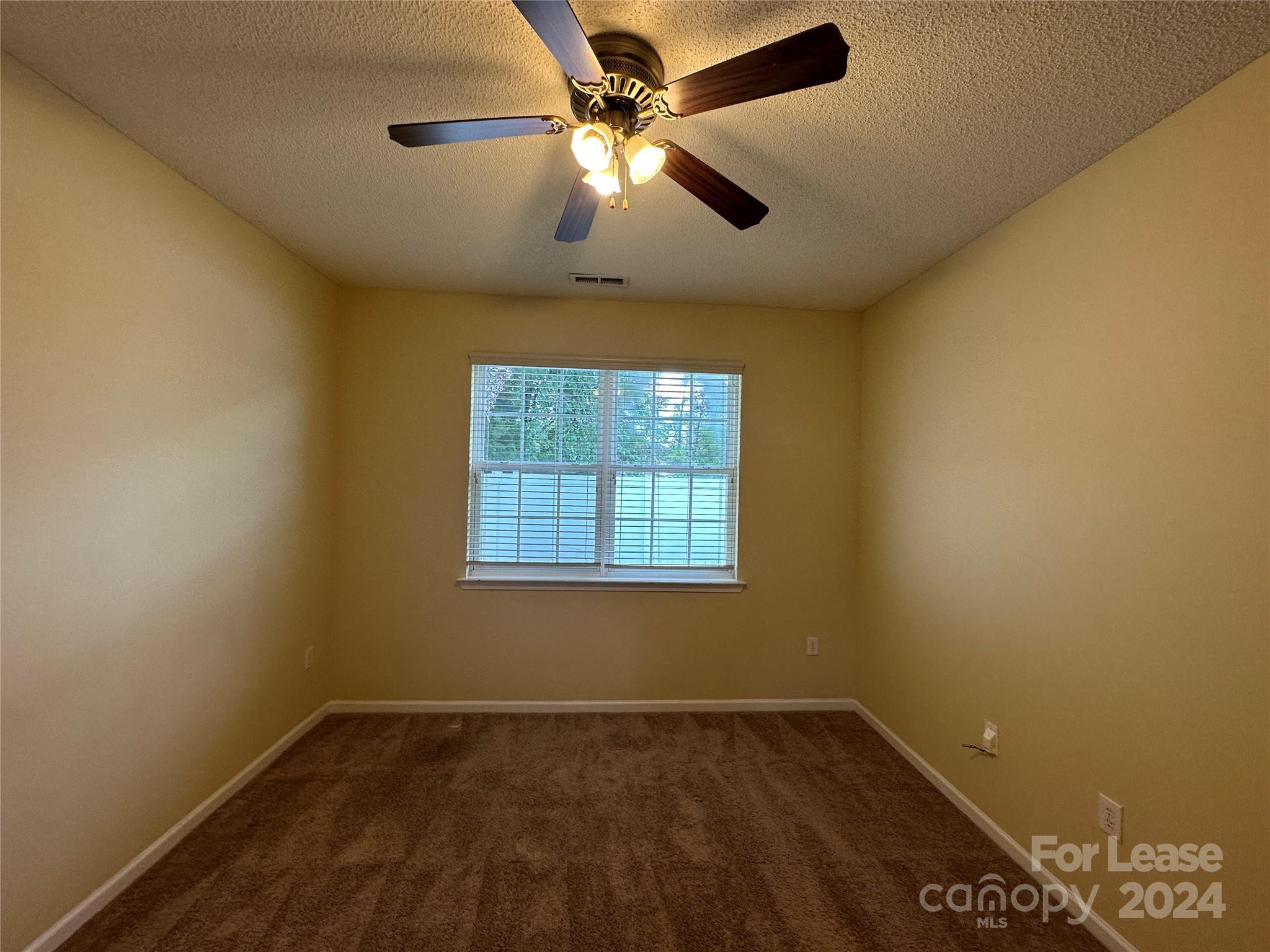 Highland Creek - Residential Lease