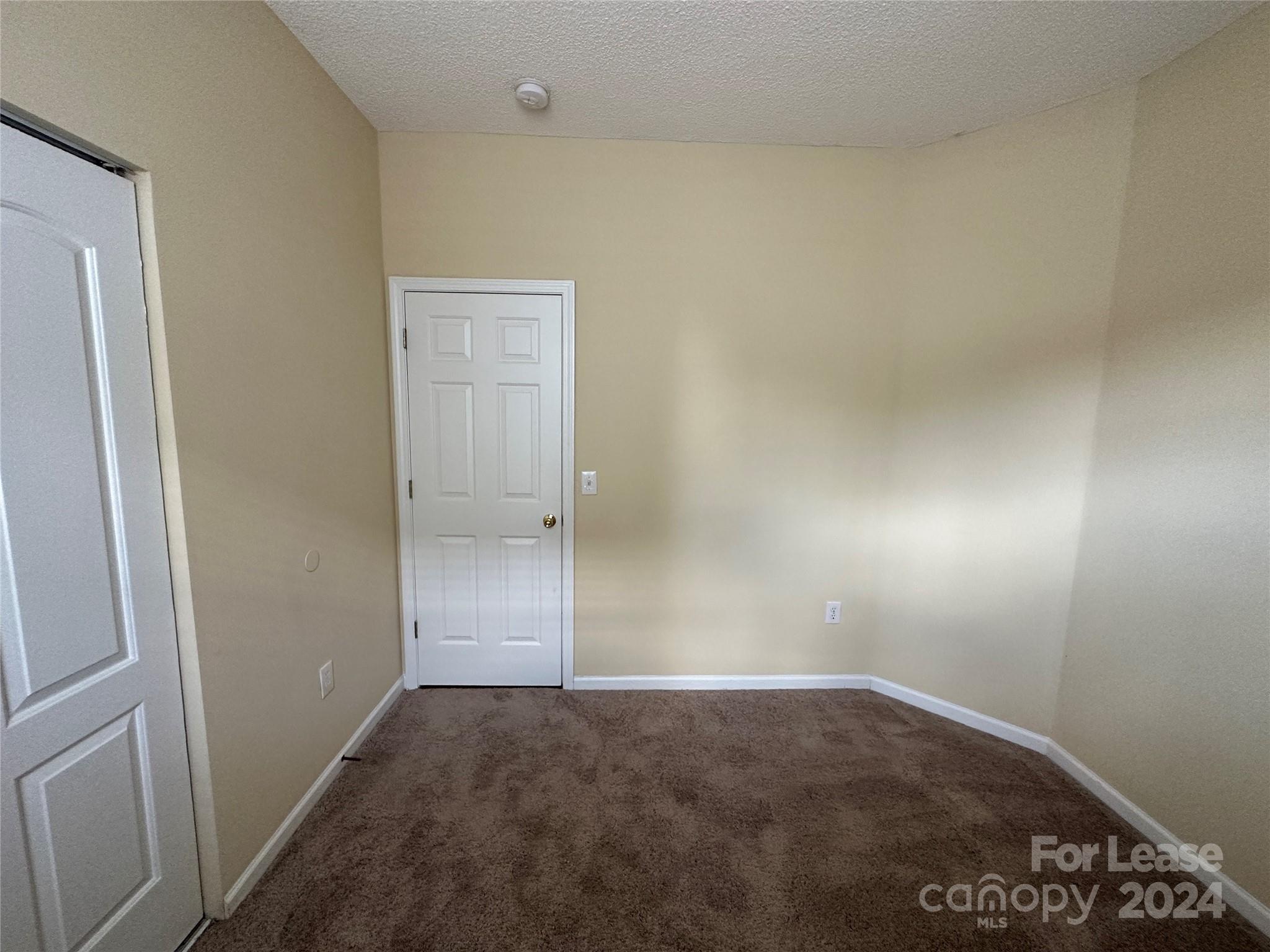 Highland Creek - Residential Lease