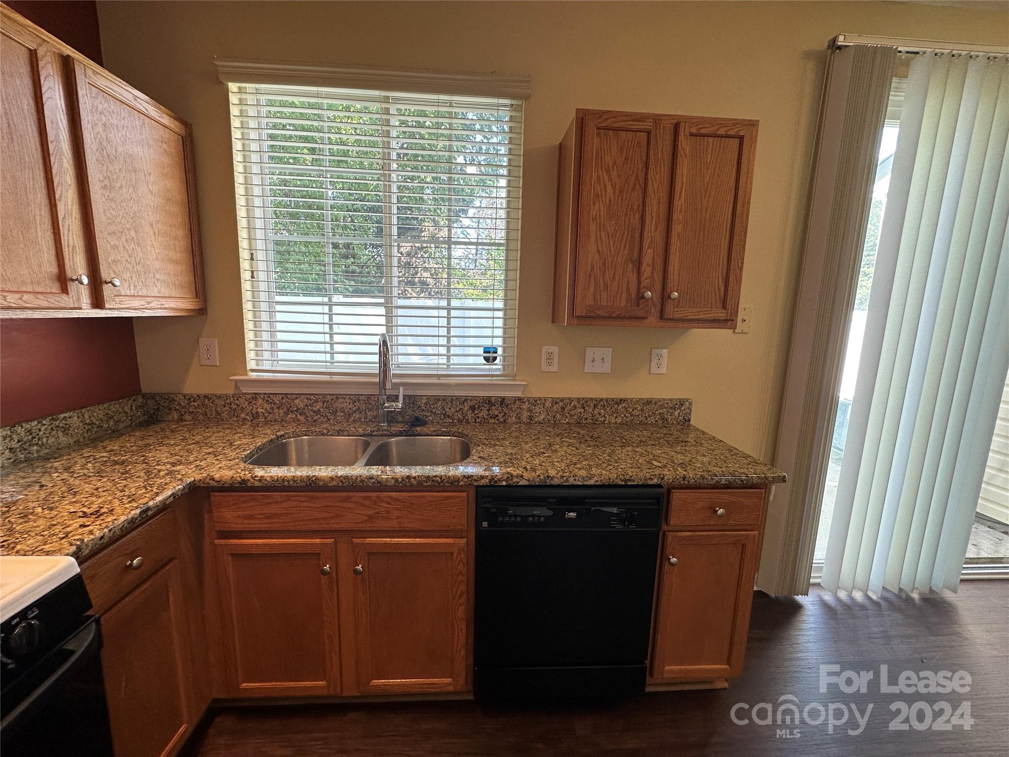 Highland Creek - Residential Lease