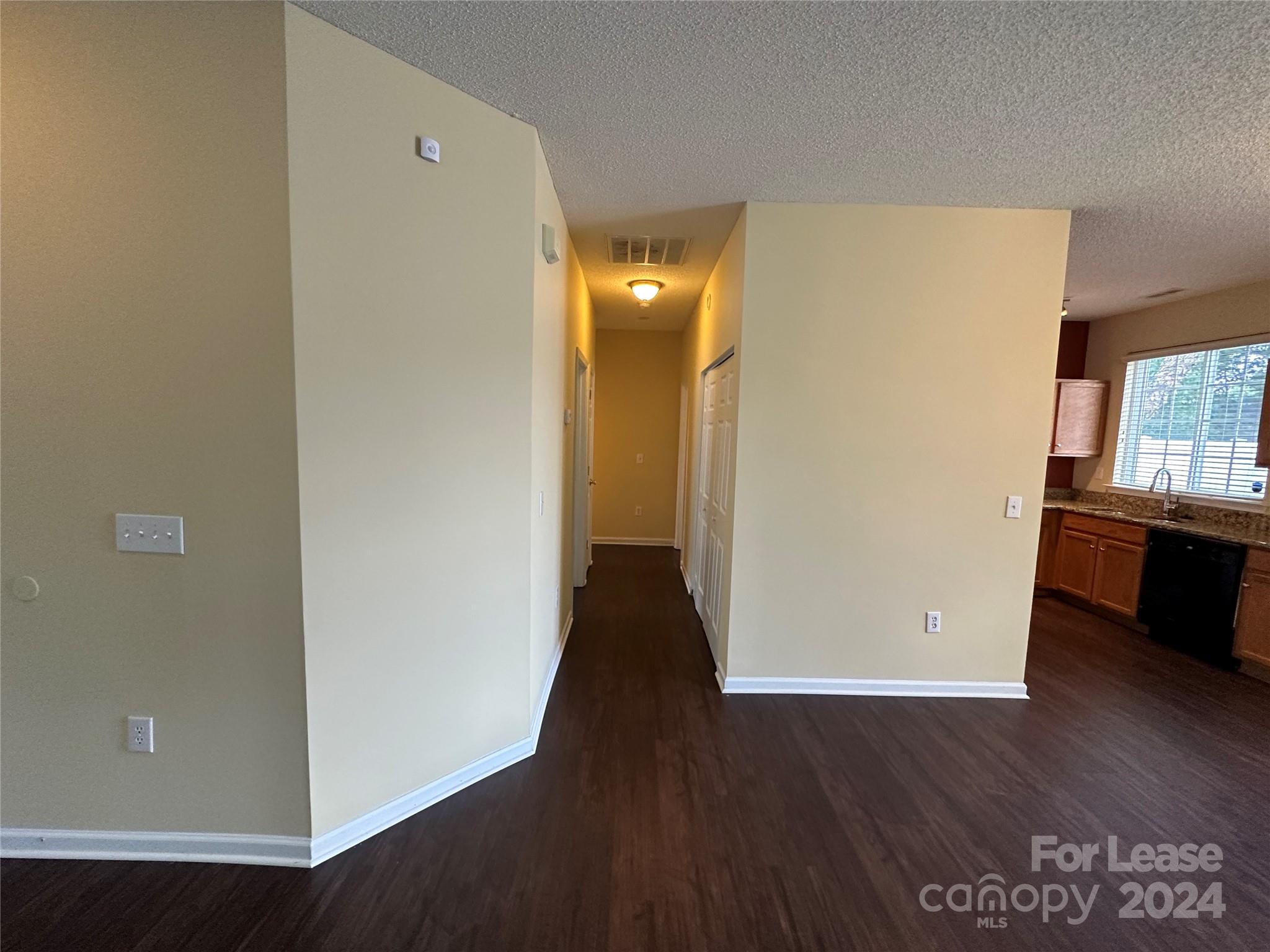 Highland Creek - Residential Lease