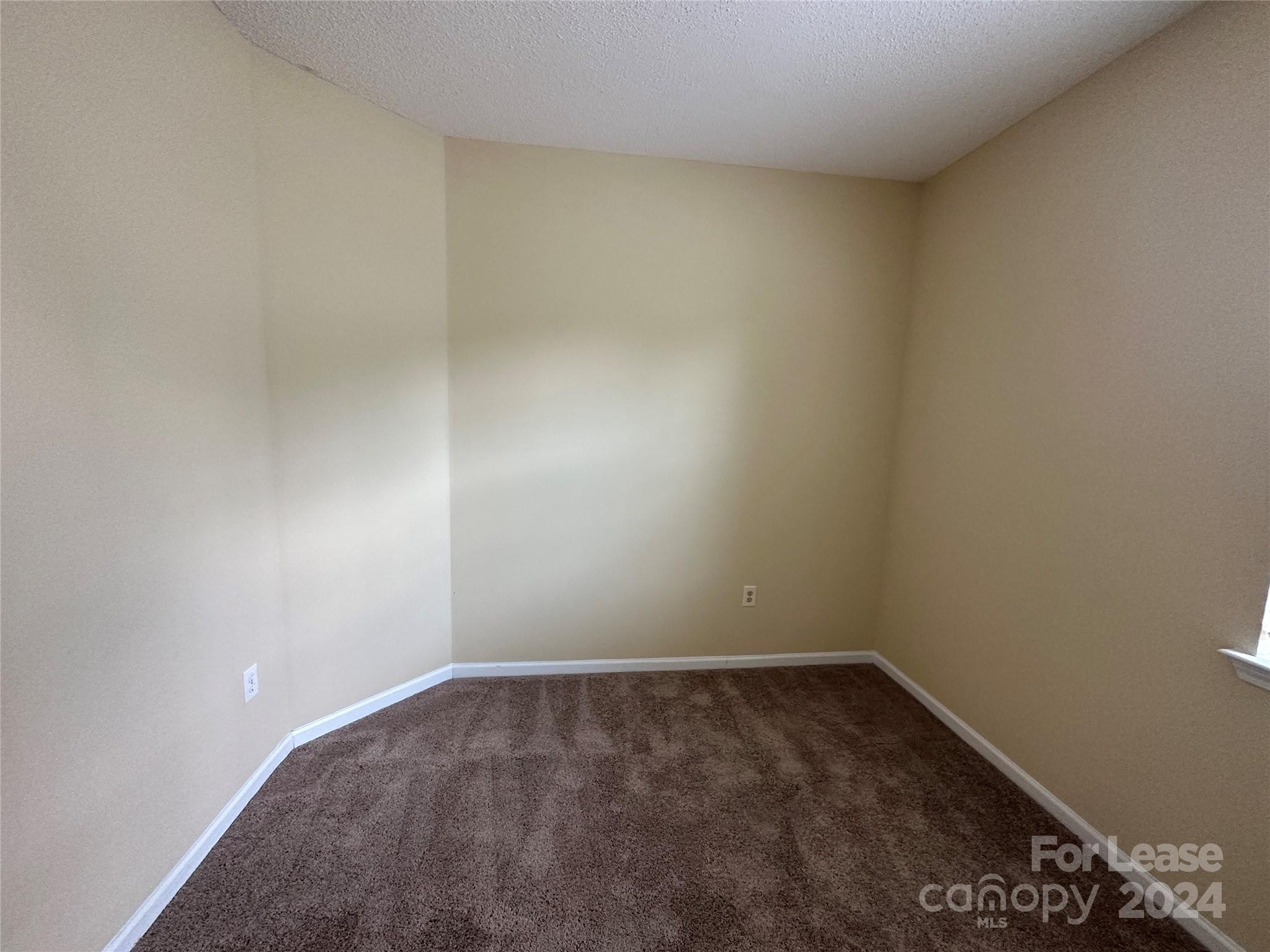 Highland Creek - Residential Lease