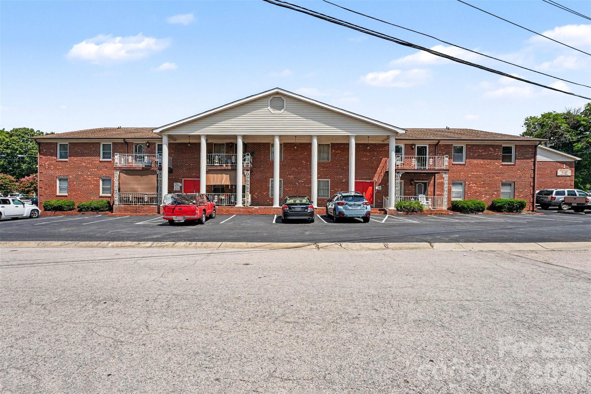 112 Briarcliff Drive