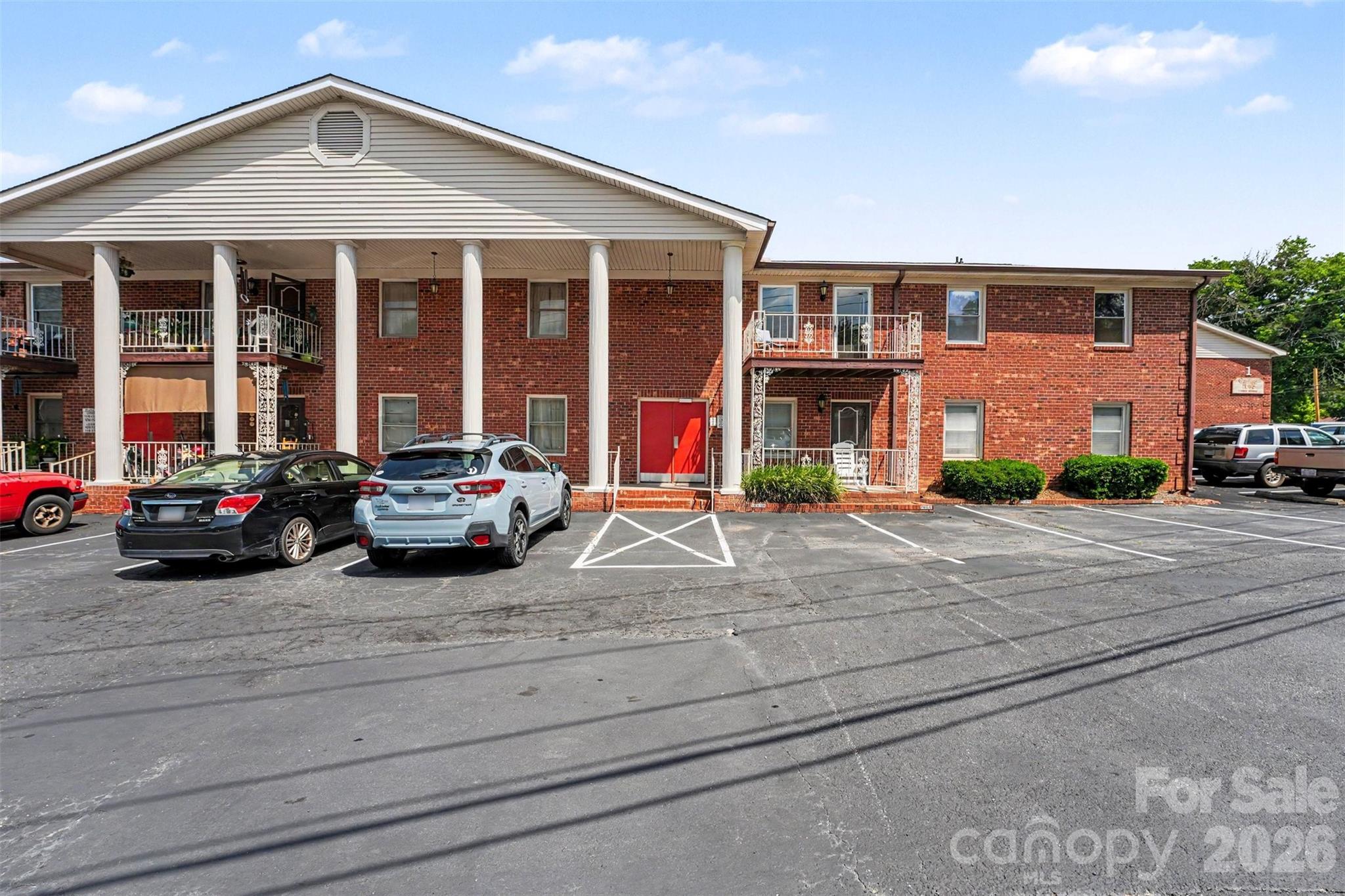 112 Briarcliff Drive