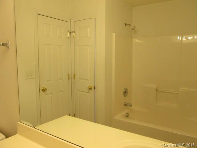 Hunter Downes - Residential Lease