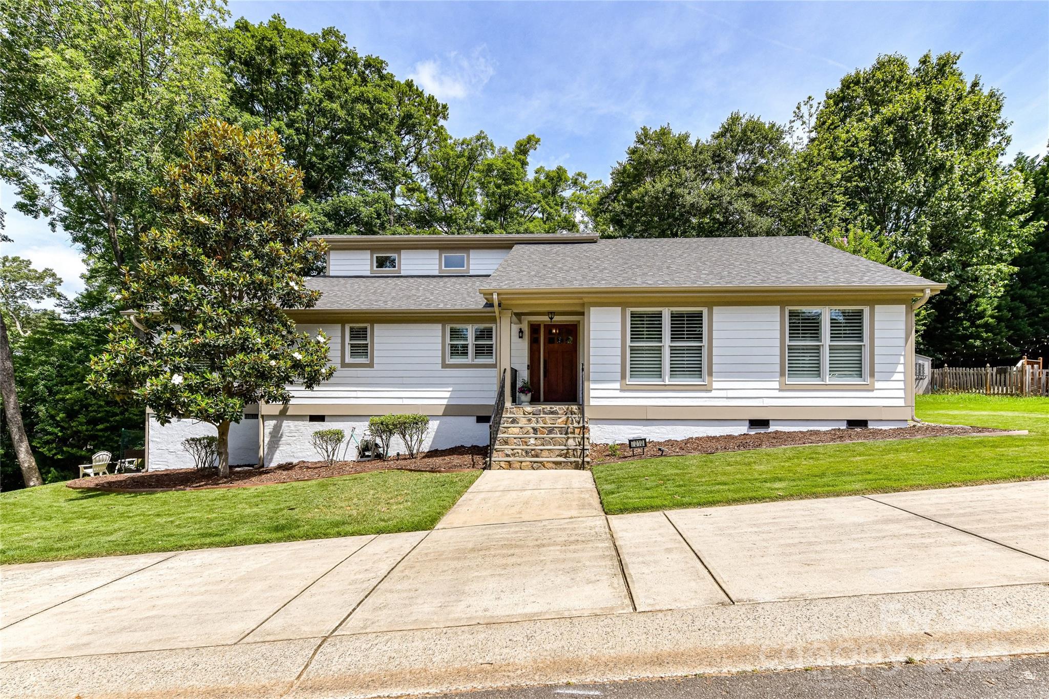 7010 Coventry Court